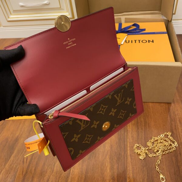 M67404 SHOULDER BAG - Image 6
