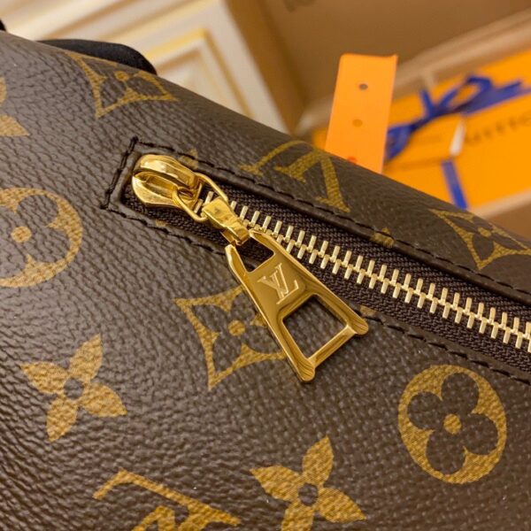 M43644 BUMBAG - Image 8