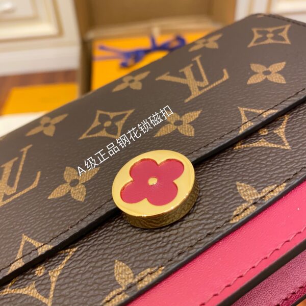 M67404 SHOULDER BAG - Image 9