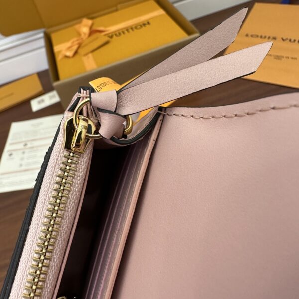 M67405 SHOULDER BAG - Image 15
