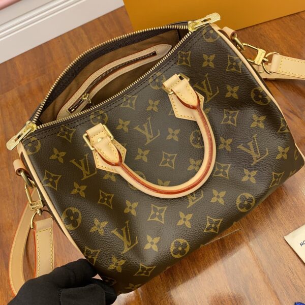 M41113 SHOULDER BAG - Image 3