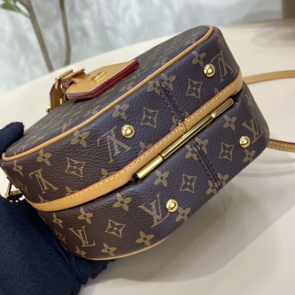 M43514 HANDBAG - Image 6
