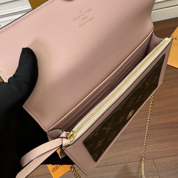 M67405 SHOULDER BAG - Image 16