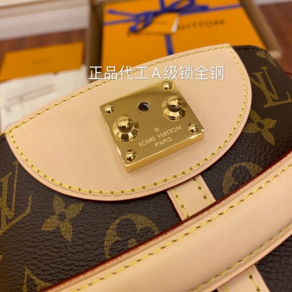 M43587 SHOULDER BAG - Image 15