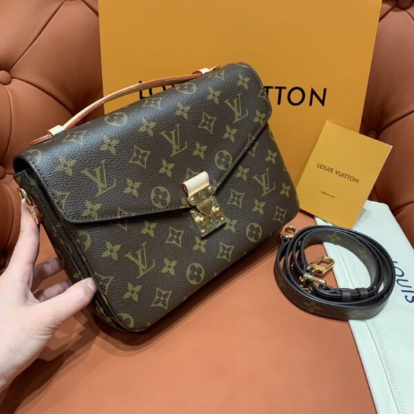 M44875 SHOULDER BAG - Image 2