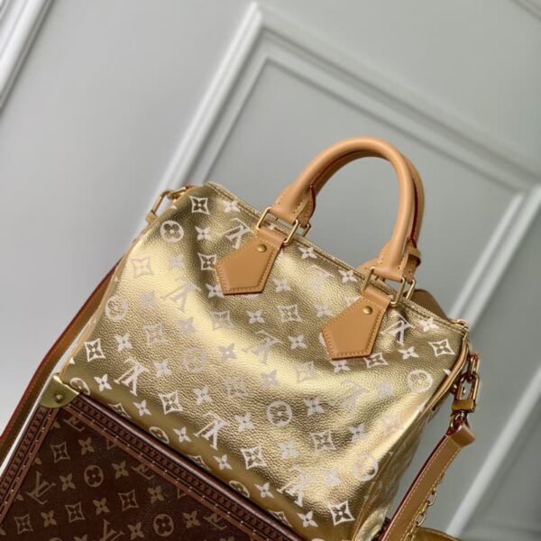 M13904 - Image 3